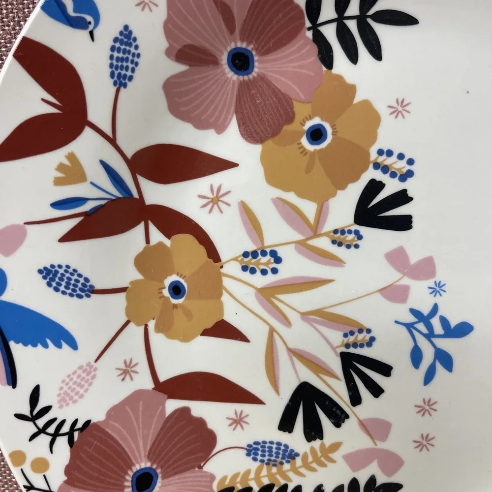 Dinner Plate Rose Pattern 10.5